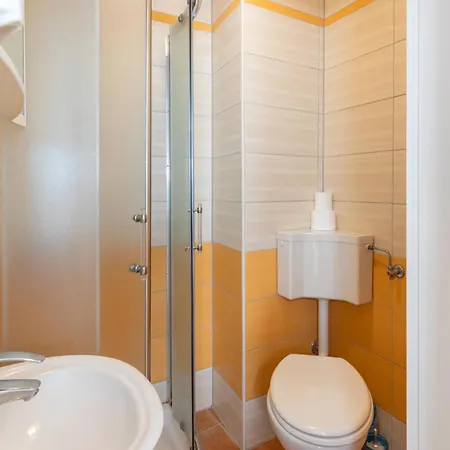 1 Bedroom Lovely In * Lovran