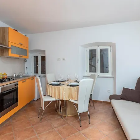 Apartment 1 Bedroom Lovely In Lovran